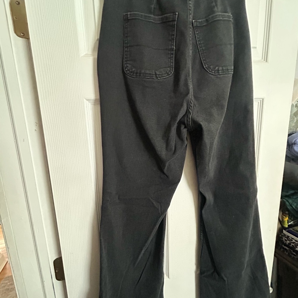 Old Navy Women's Dark Gray Flare Jeans - Picture 3 of 3